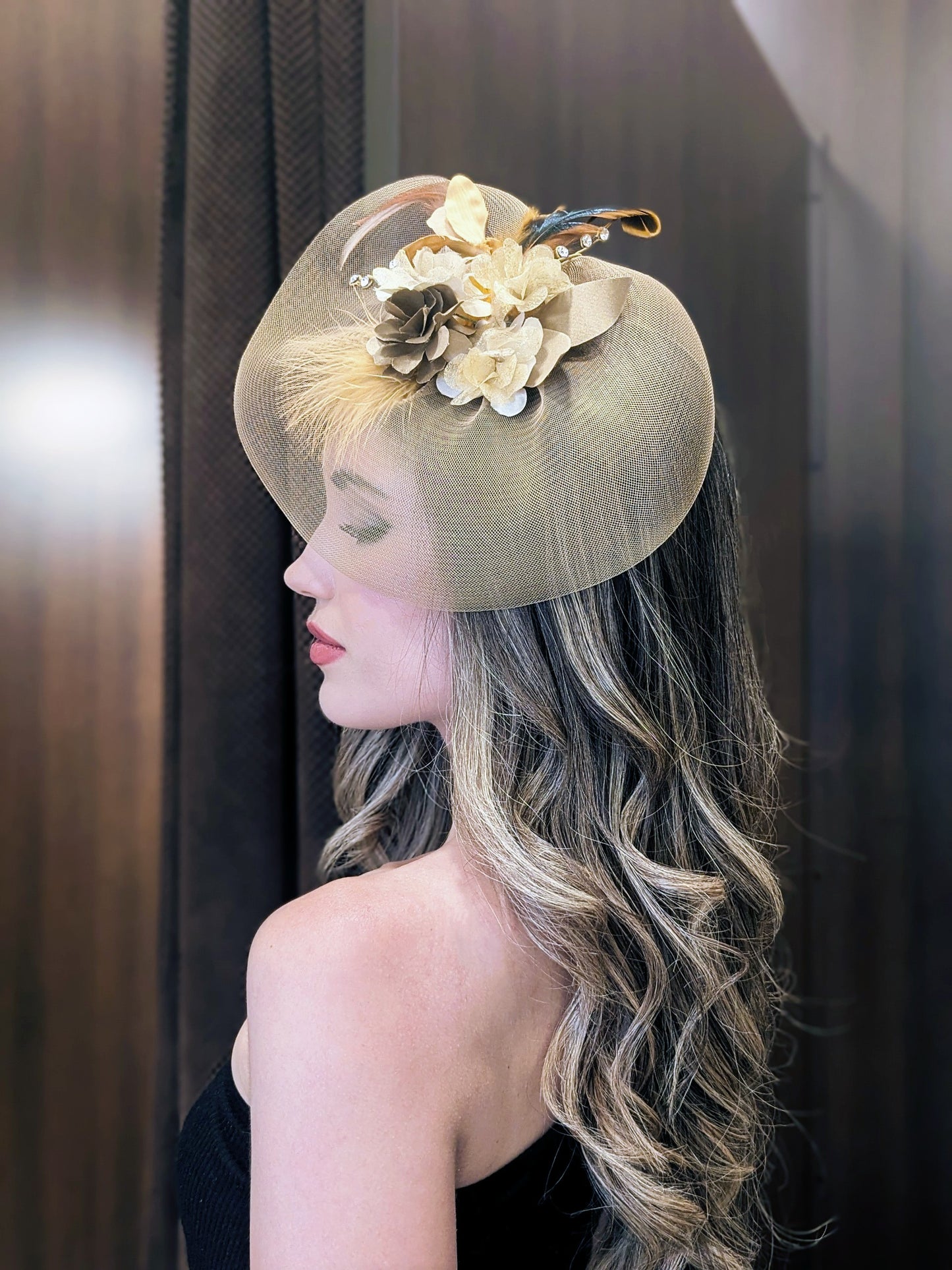 Tocado Floral Dorado