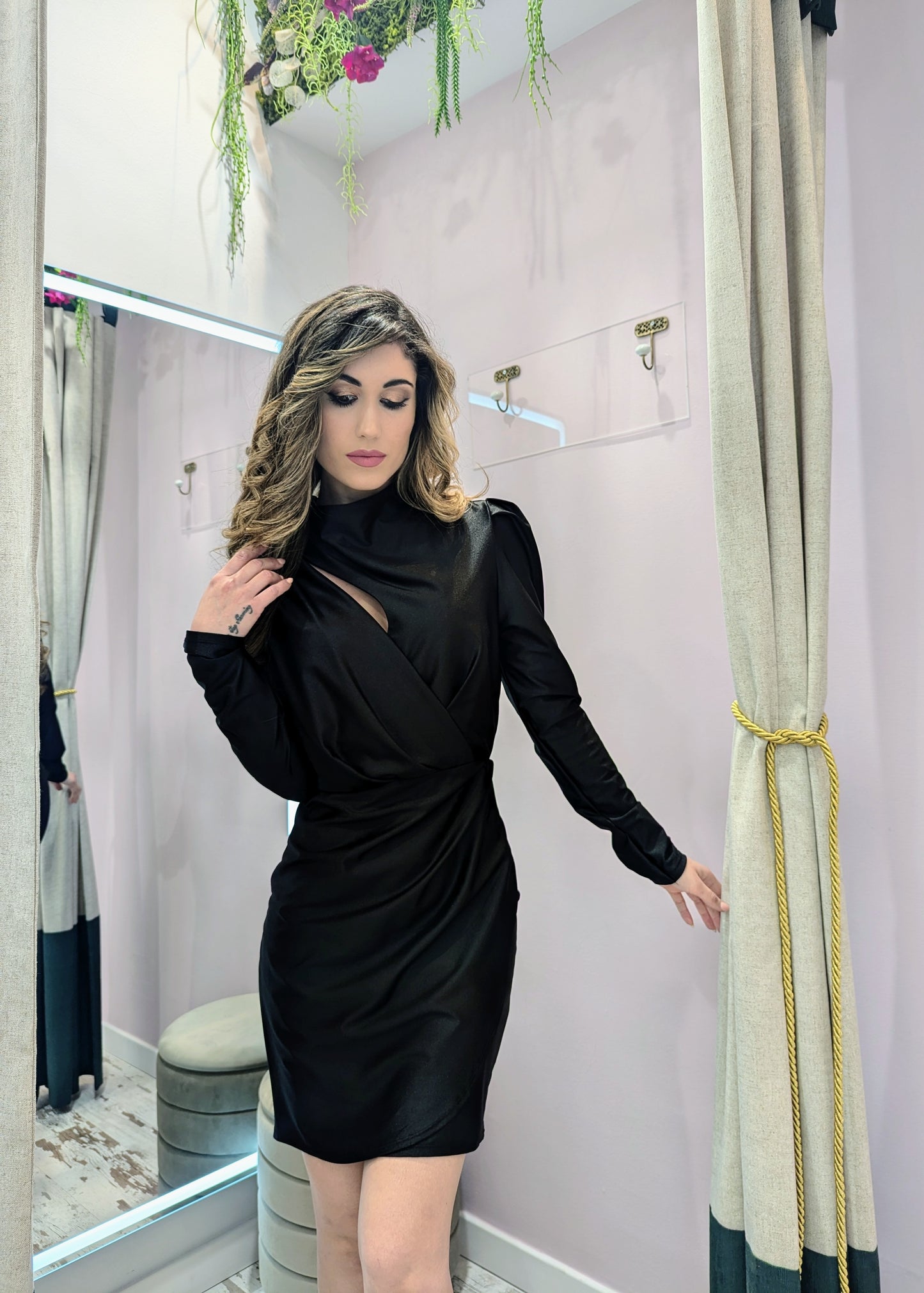 Vestido Corto Frunces Black | Vestido de Evento