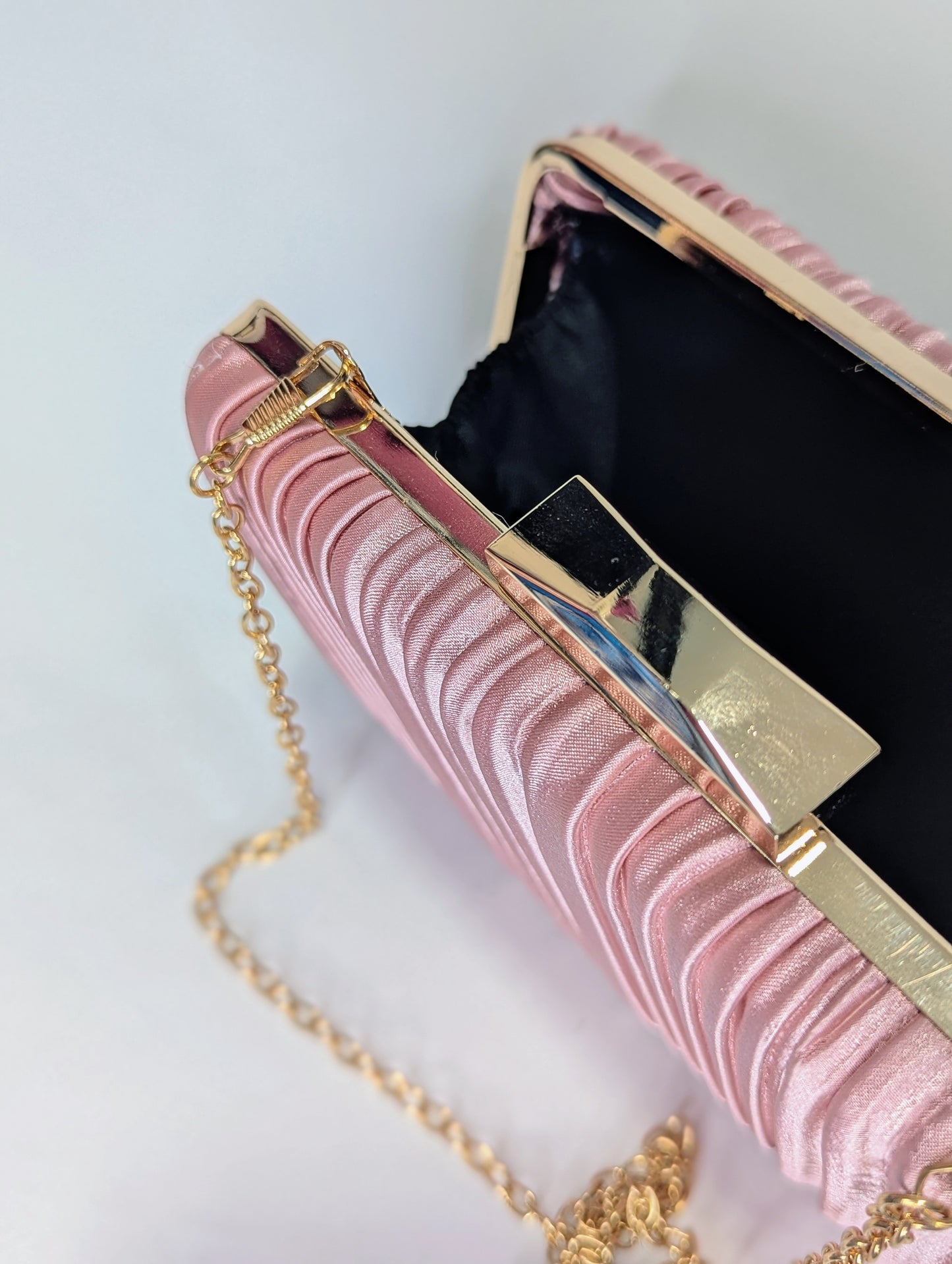 Bolso Satinado Rosa Nude