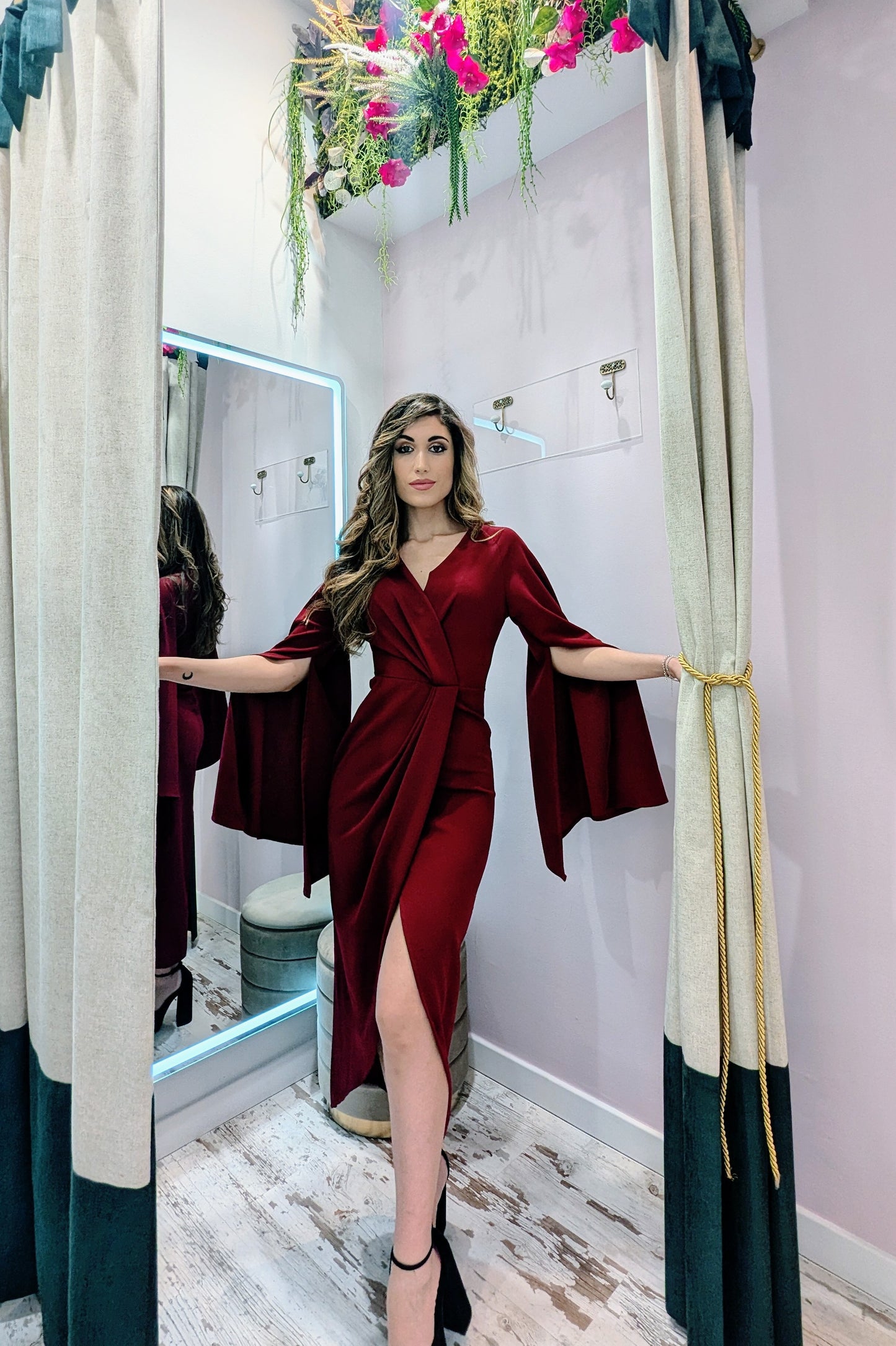 Vestido Midi Granate Mangas Aladas| Vestido de Evento